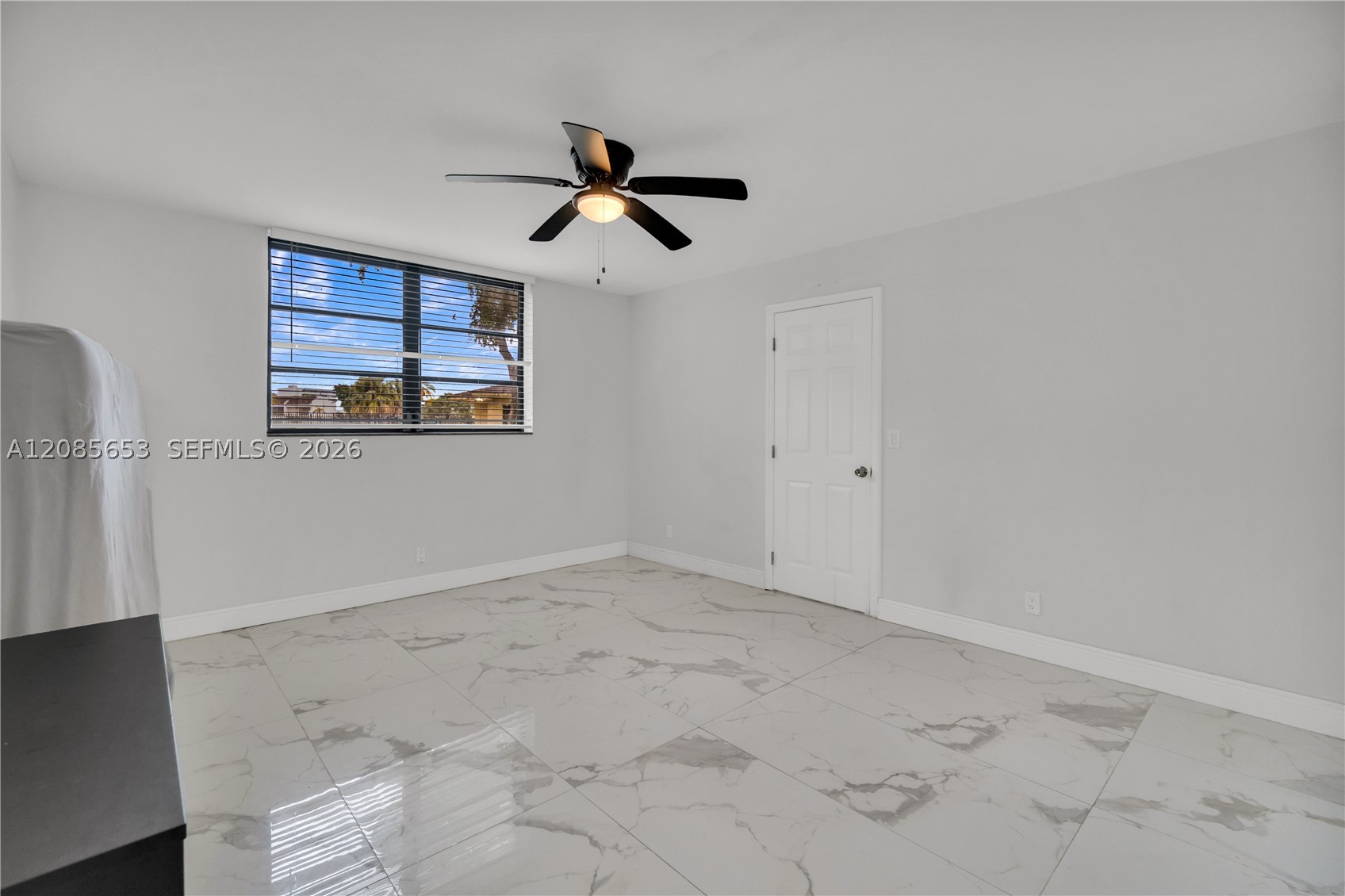 6475 W Oakland Park Blvd #102, Lauderhill FL 33313
