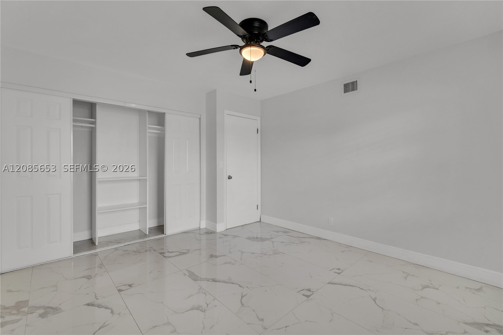 6475 W Oakland Park Blvd #102, Lauderhill FL 33313