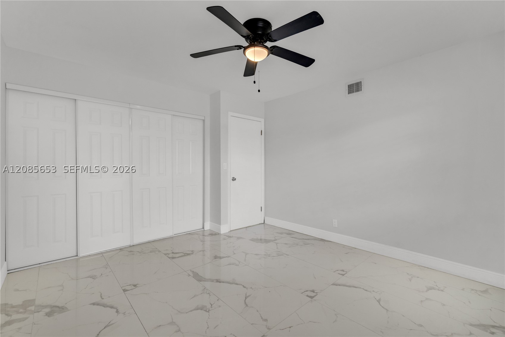 6475 W Oakland Park Blvd #102, Lauderhill FL 33313
