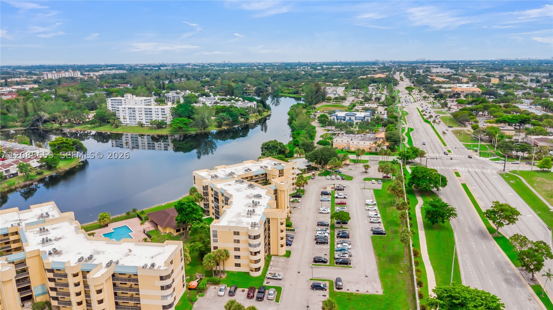 6475 W Oakland Park Blvd #102, Lauderhill FL 33313