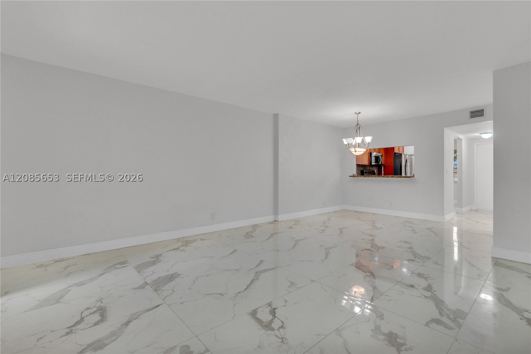 6475 W Oakland Park Blvd #102, Lauderhill FL 33313