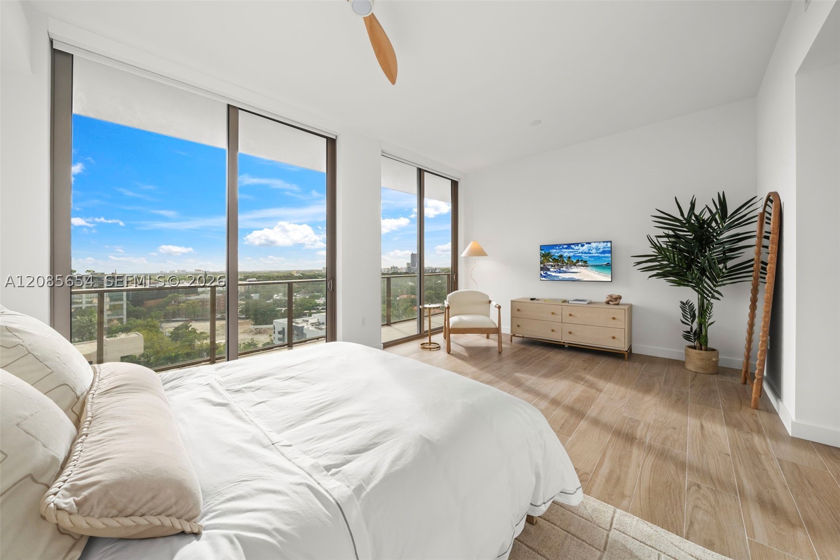 2678 Tigertail Ave #1101, Miami FL 33133