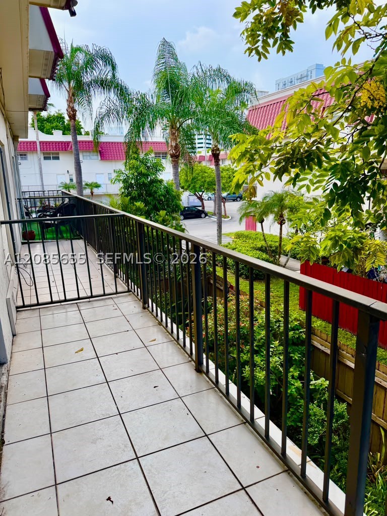 8650 SW 67th Ave #1033, Pinecrest FL 33156
