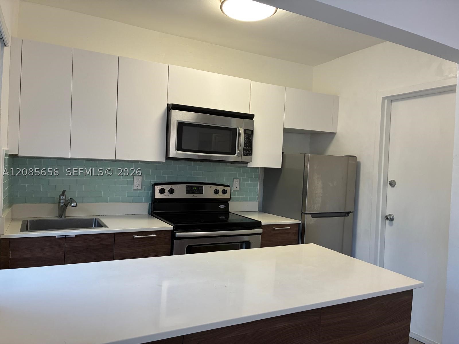 689 NE 92nd St #11G, Miami Shores FL 33138