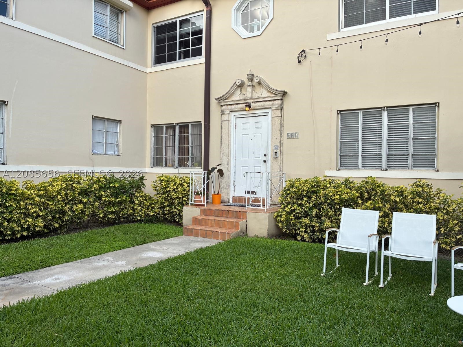689 NE 92nd St #11G, Miami Shores FL 33138