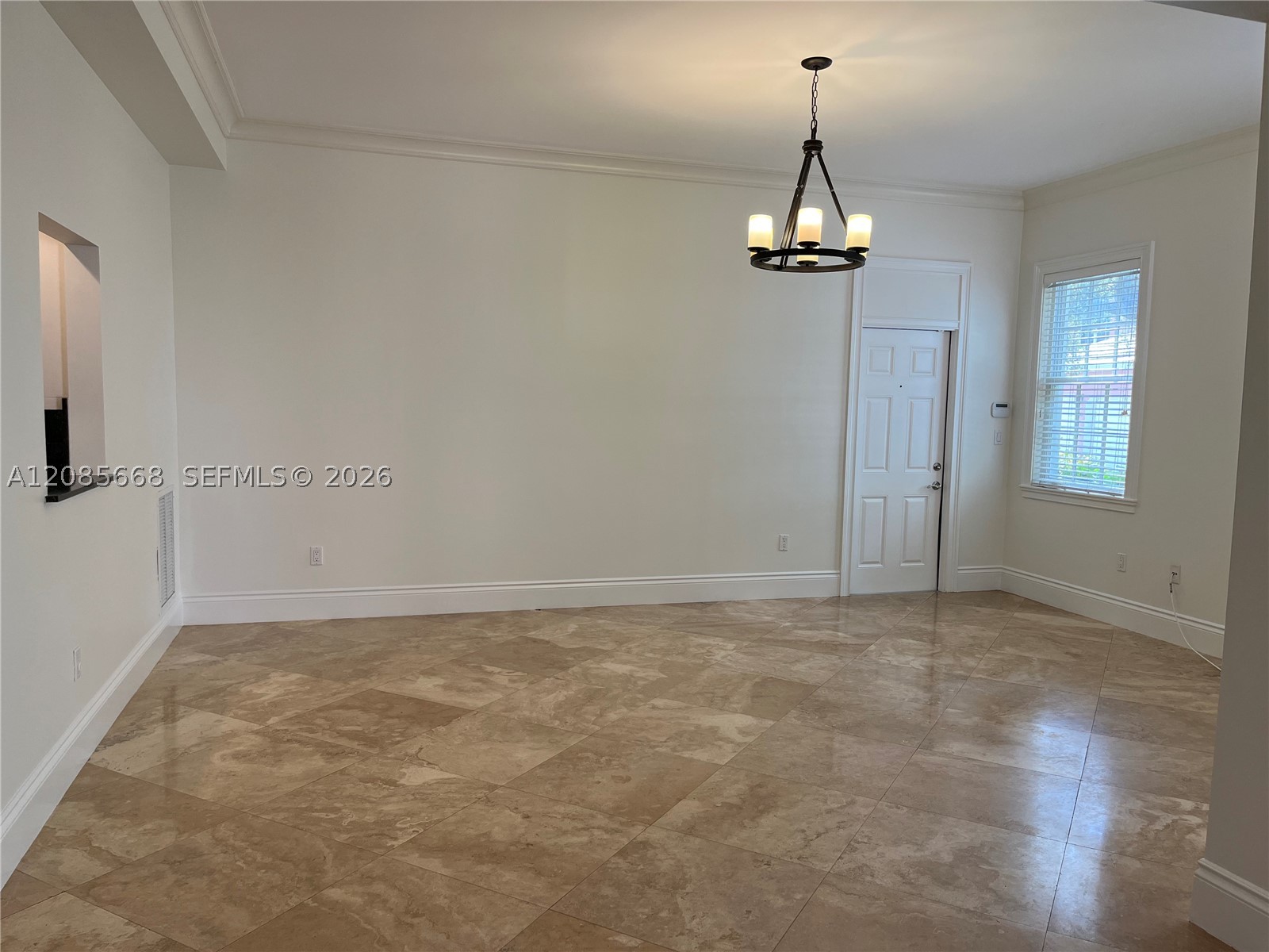 570 Loretto Ave #10, Coral Gables FL 33146