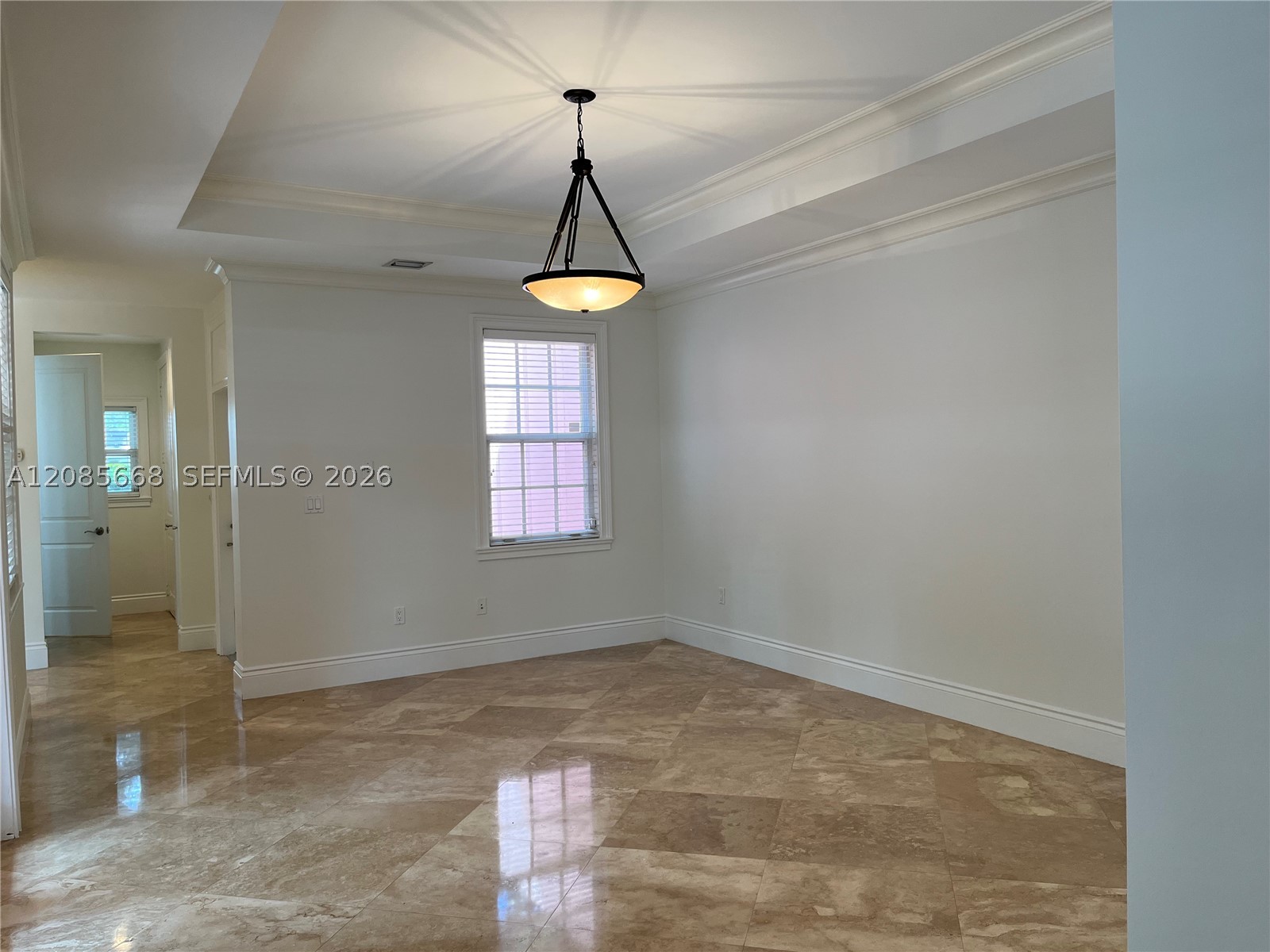 570 Loretto Ave #10, Coral Gables FL 33146
