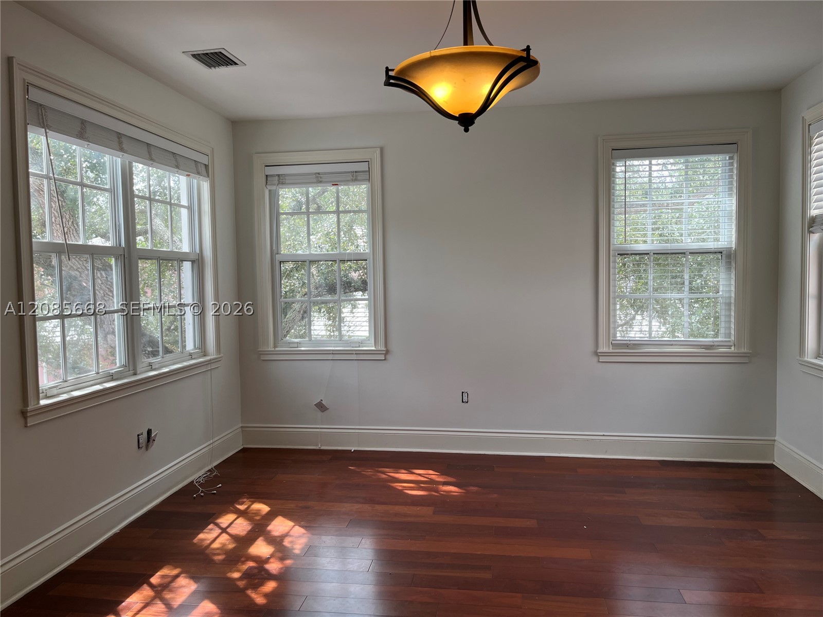 570 Loretto Ave #10, Coral Gables FL 33146