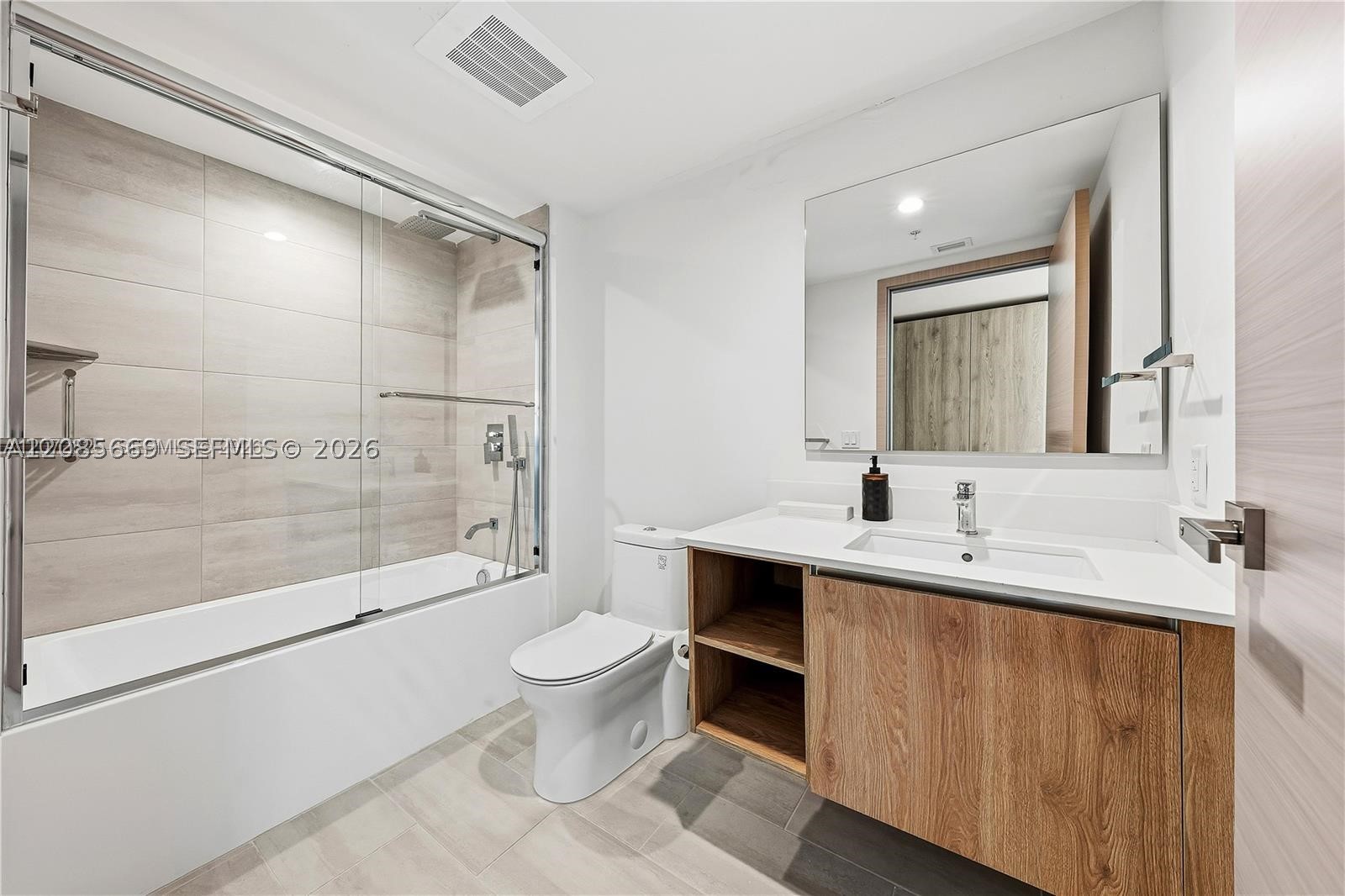 10281 W Bay Harbor Dr #304, Bay Harbor Islands FL 33154