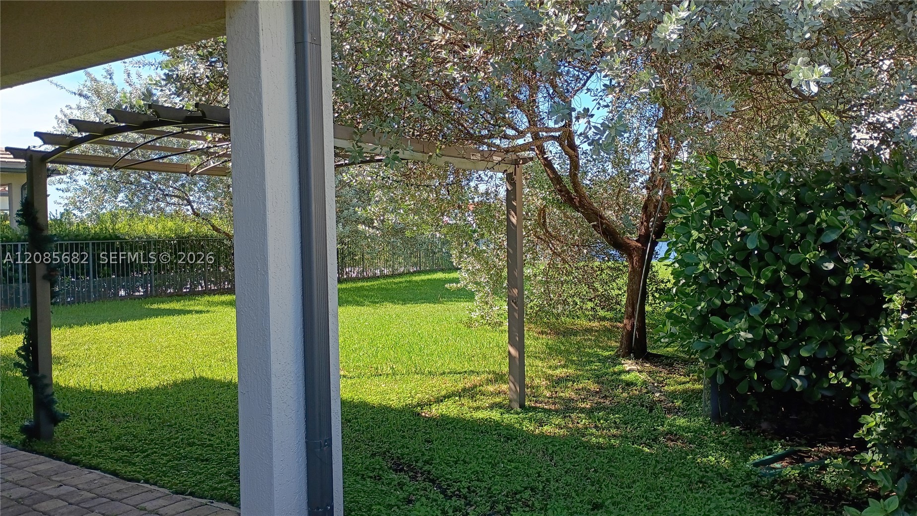 1280 SW 113th Way, Pembroke Pines FL 33025