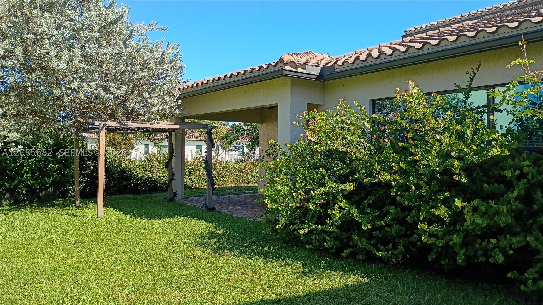 1280 SW 113th Way, Pembroke Pines FL 33025