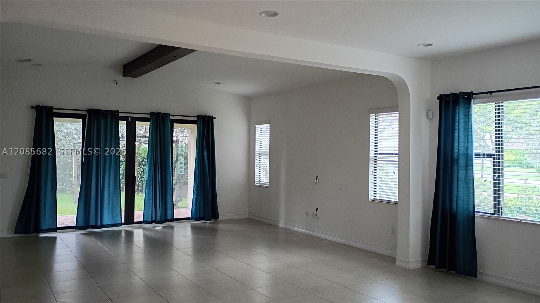 1280 SW 113th Way, Pembroke Pines FL 33025