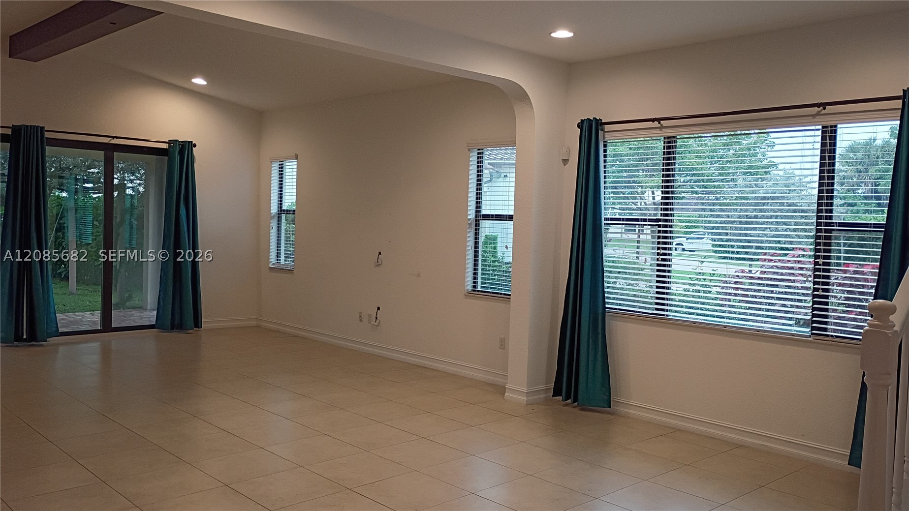 1280 SW 113th Way, Pembroke Pines FL 33025