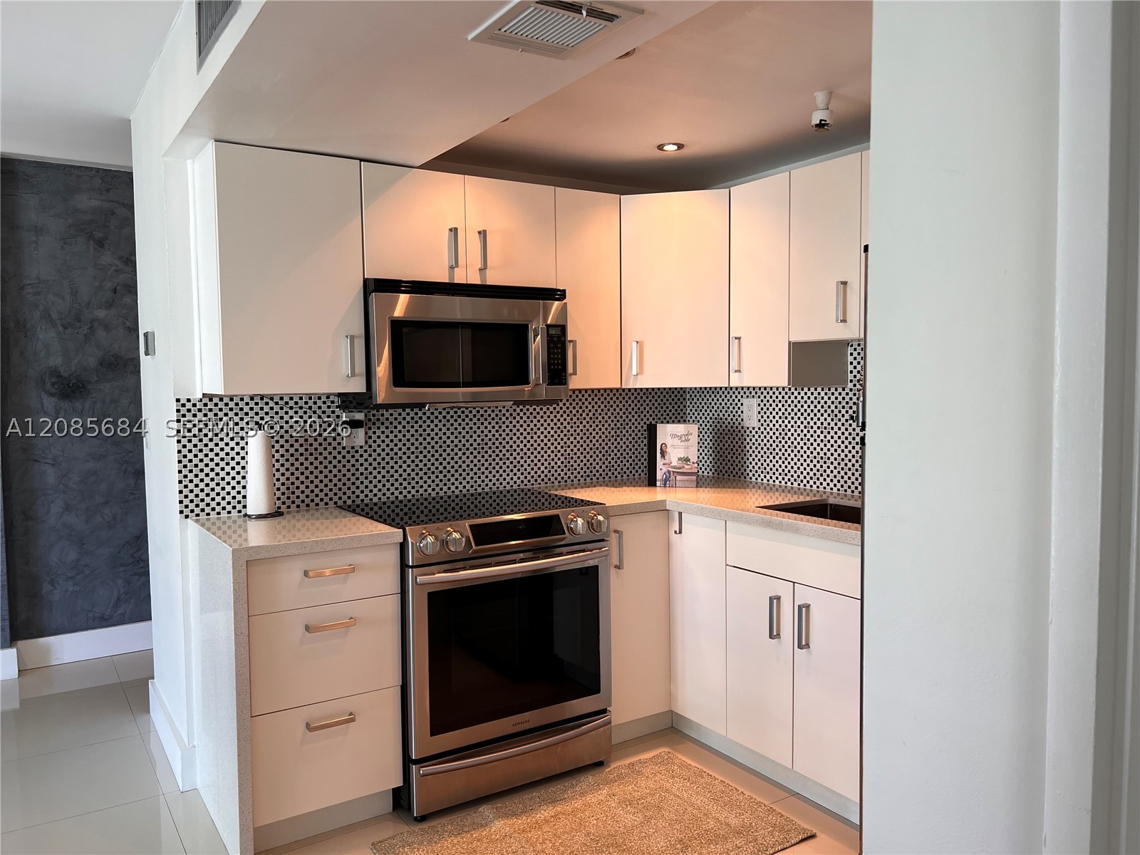 1035 West Ave #404, Miami Beach FL 33139