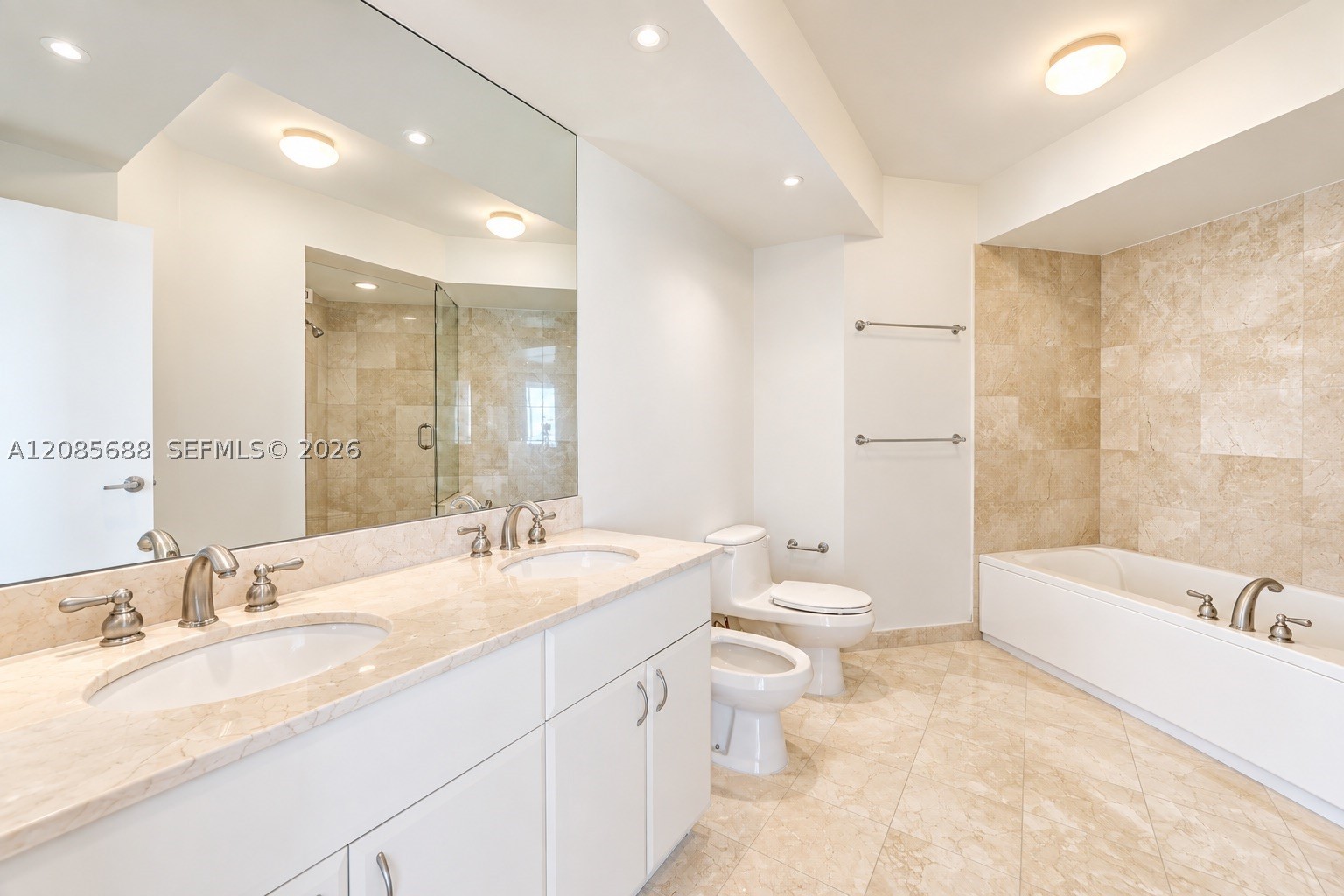 6365 Collins Ave #3403, Miami Beach FL 33141