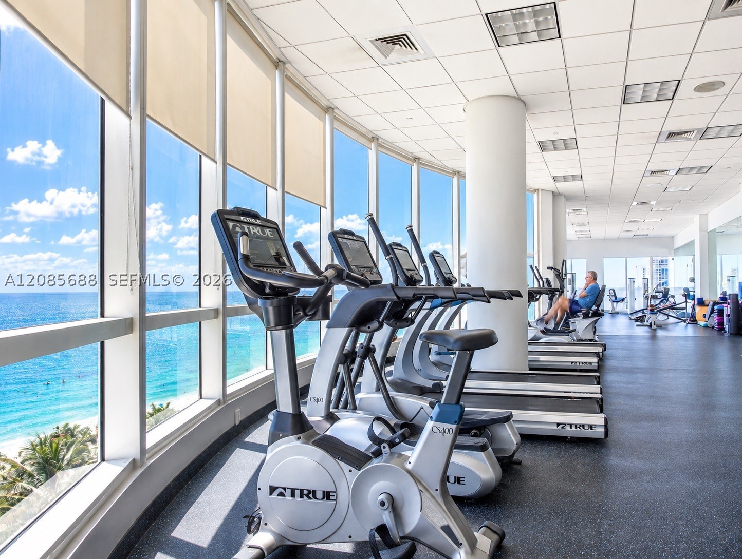 6365 Collins Ave #3403, Miami Beach FL 33141