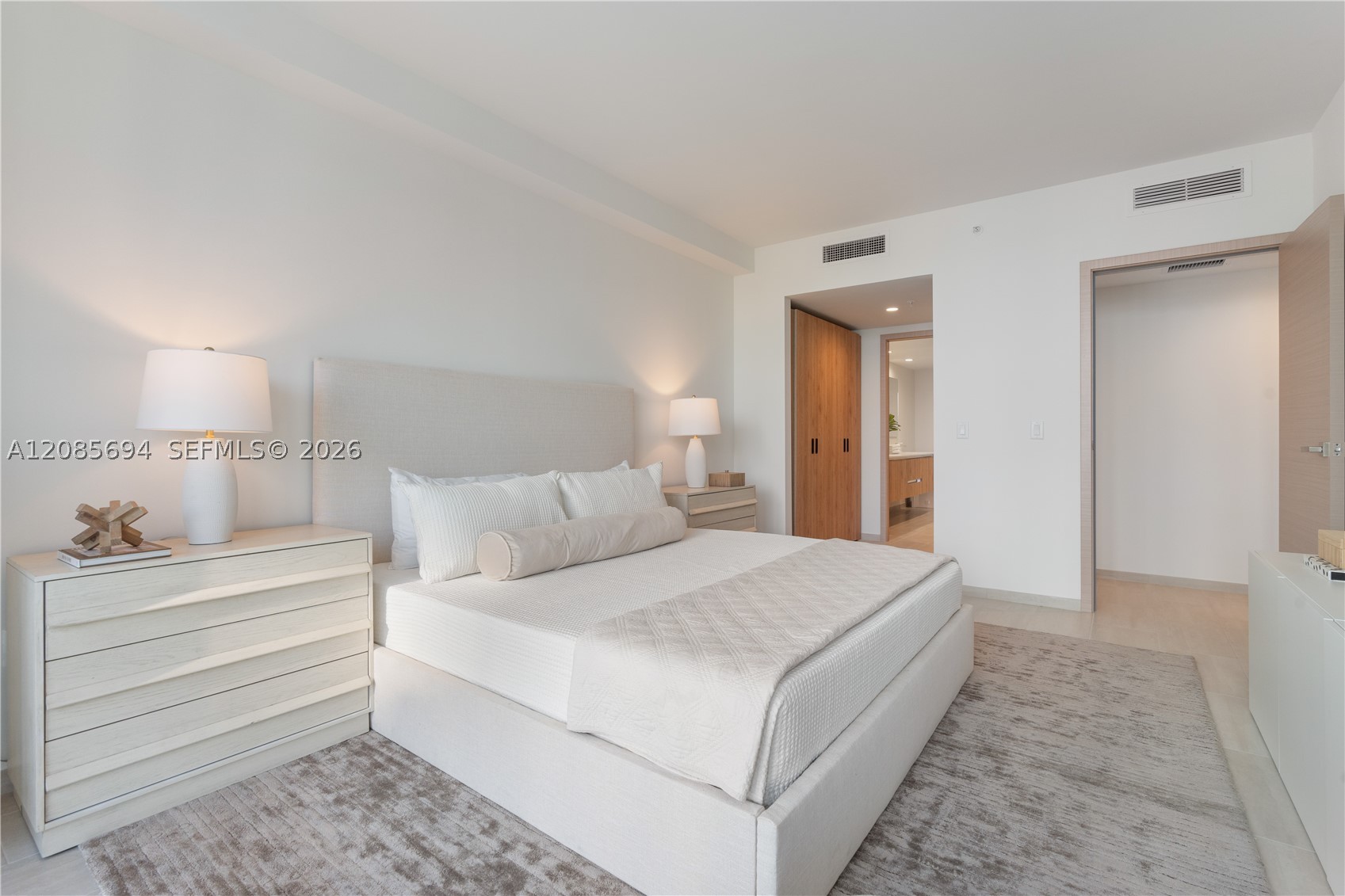 10281 W Bay Harbor Dr #405, Bay Harbor Islands FL 33154