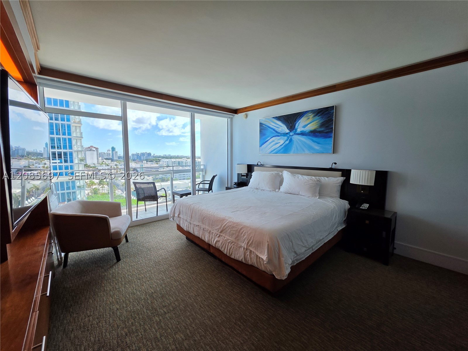 6801 Collins Ave #1014 Legal 1004 Door, Miami Beach FL 33141