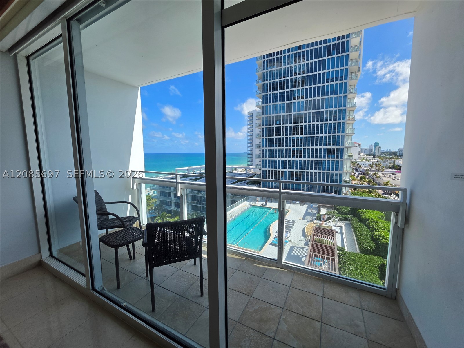 6801 Collins Ave #1014 Legal 1004 Door, Miami Beach FL 33141