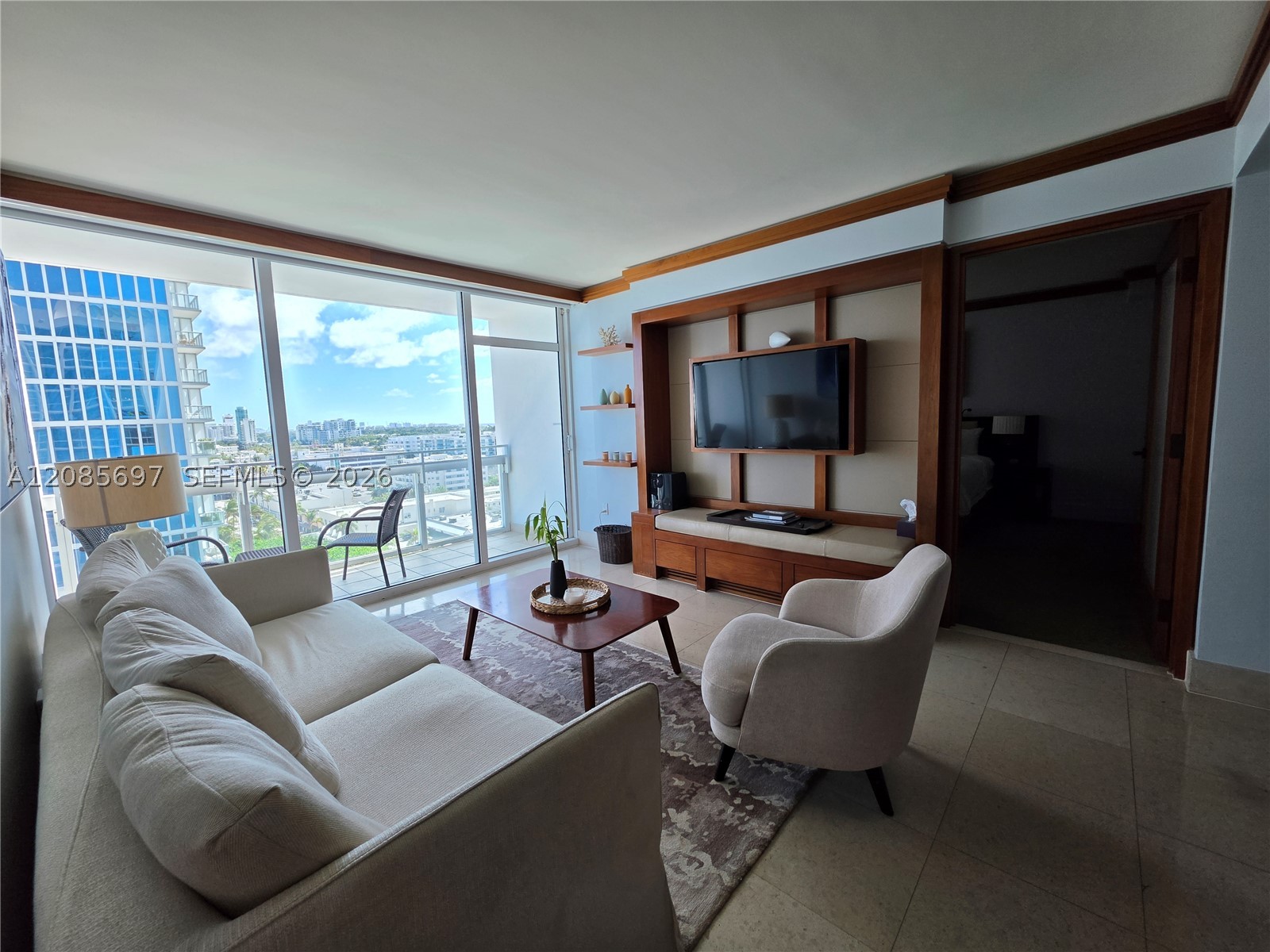 6801 Collins Ave #1014 Legal 1004 Door, Miami Beach FL 33141