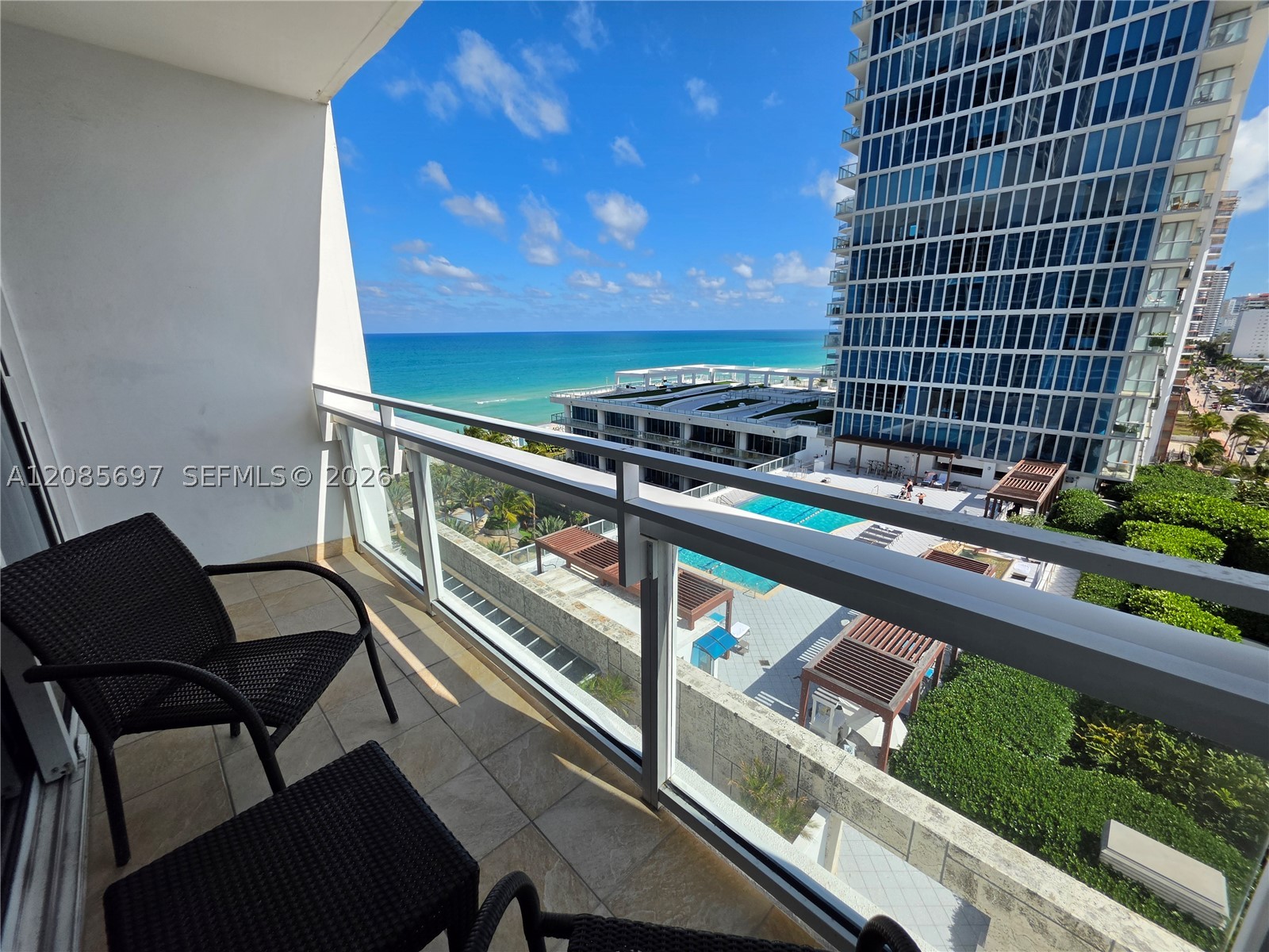 6801 Collins Ave #1014 Legal 1004 Door, Miami Beach FL 33141