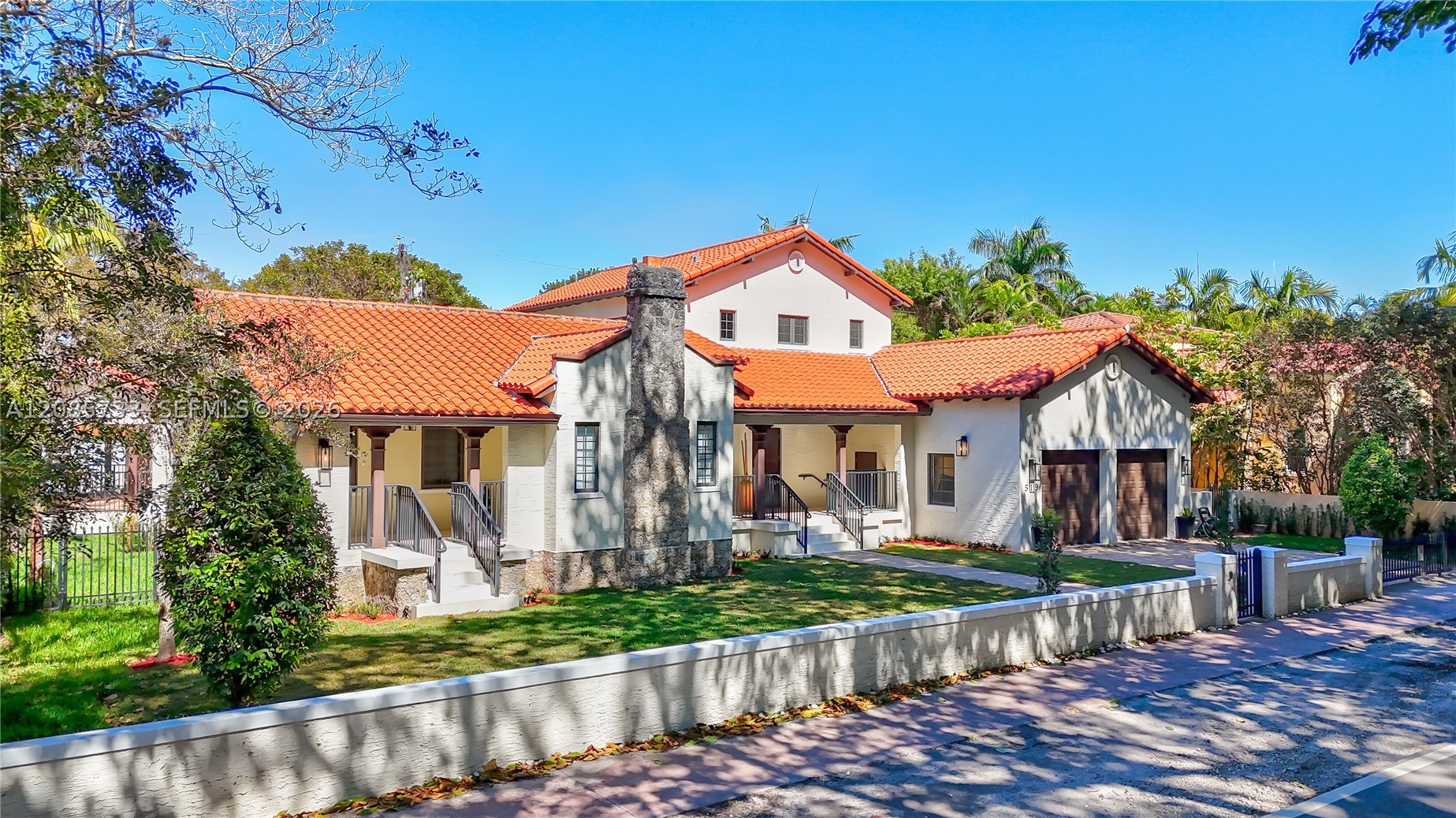 519 Alhambra Cir, Coral Gables FL 33134