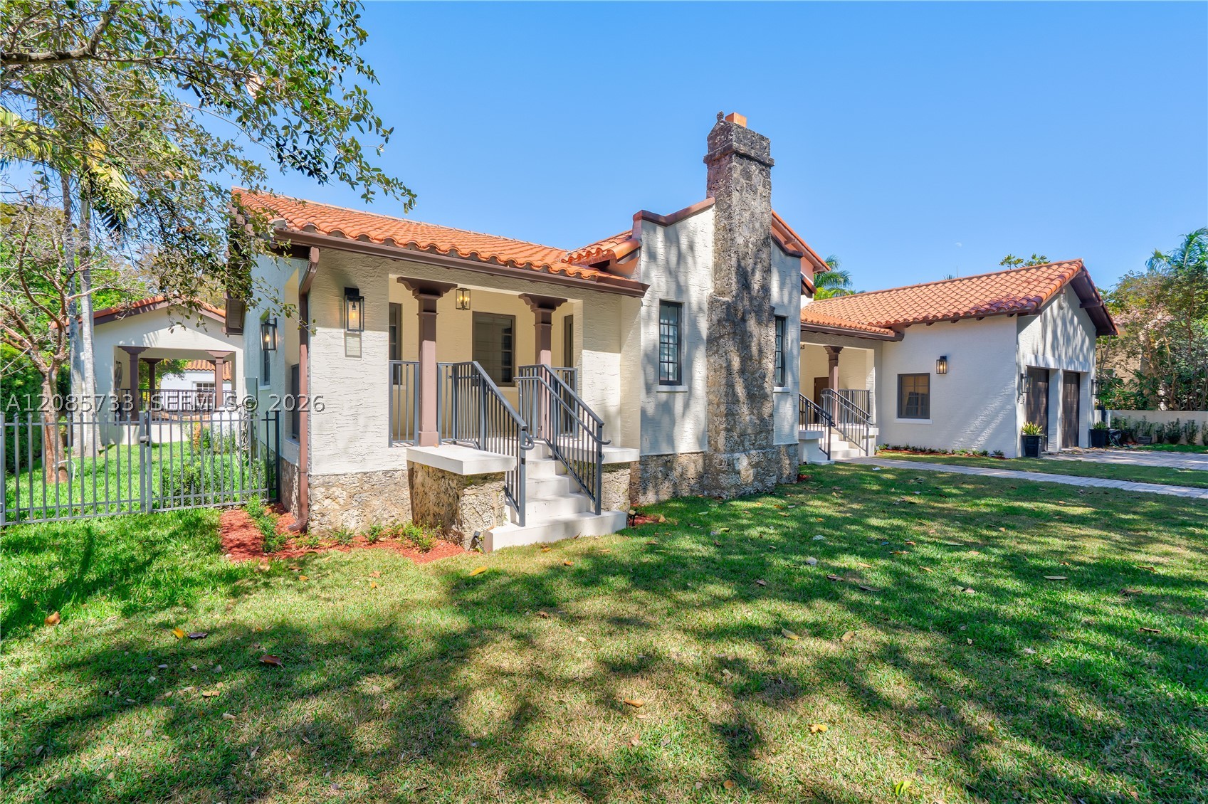 519 Alhambra Cir, Coral Gables FL 33134