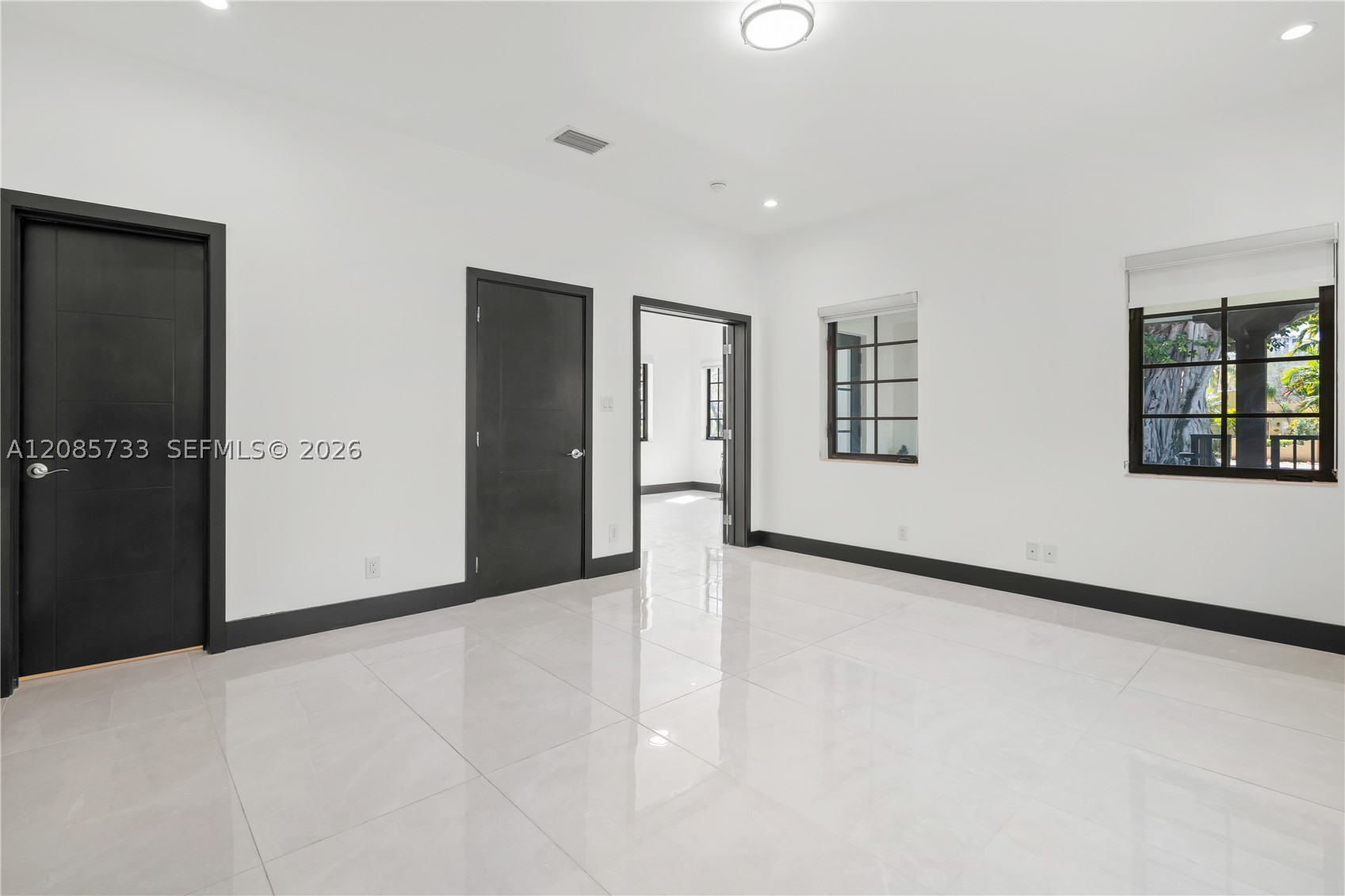 519 Alhambra Cir, Coral Gables FL 33134