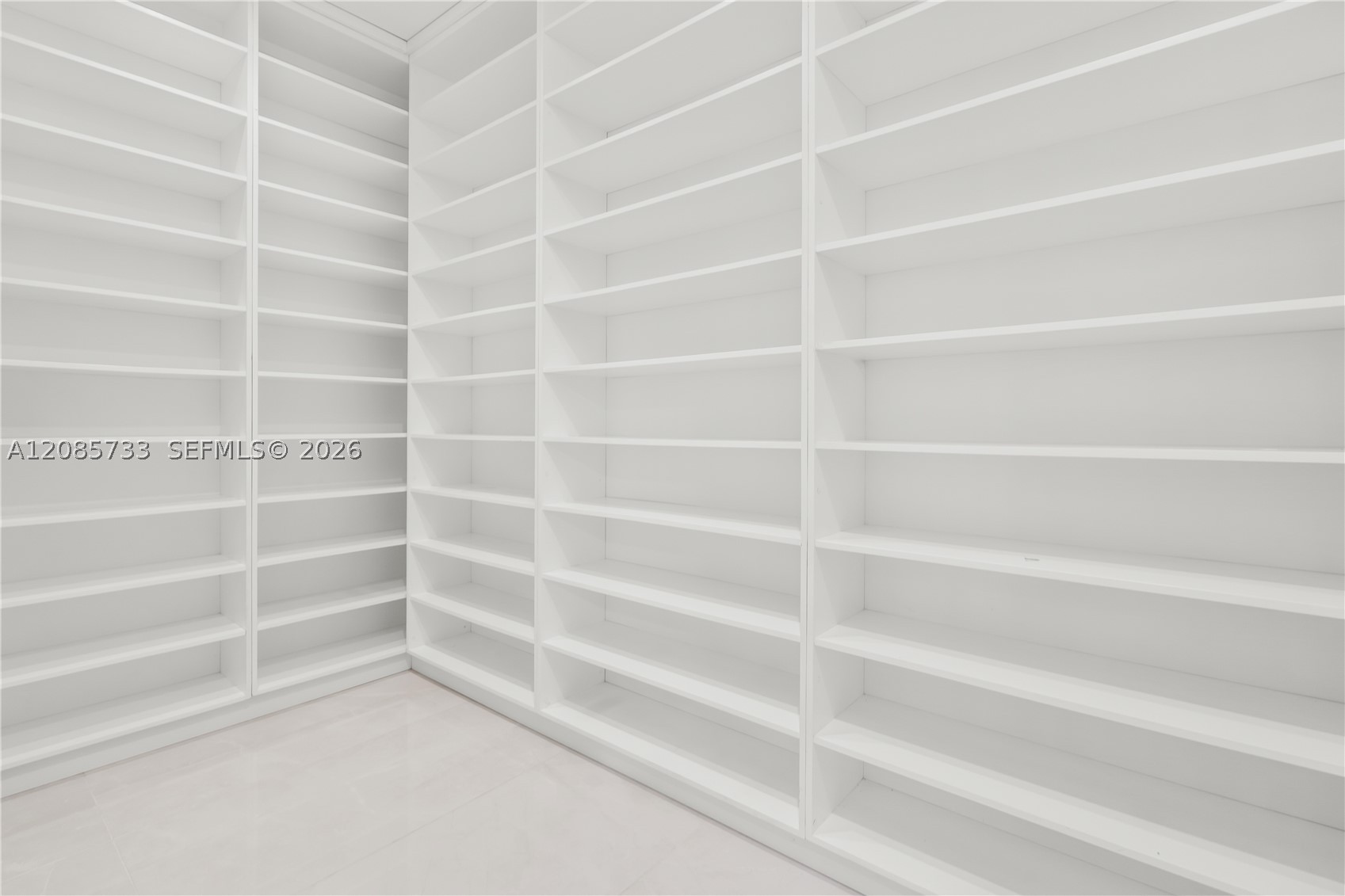 519 Alhambra Cir, Coral Gables FL 33134