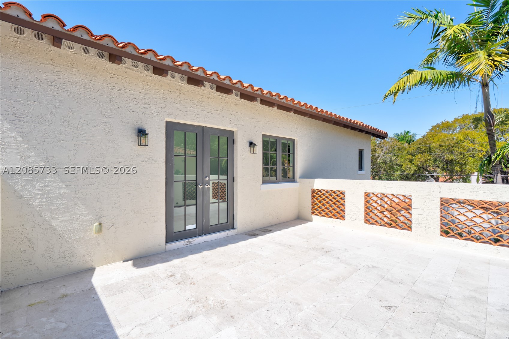 519 Alhambra Cir, Coral Gables FL 33134