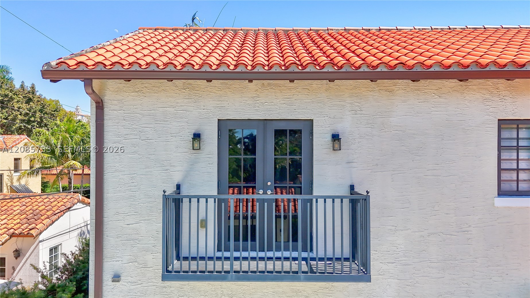 519 Alhambra Cir, Coral Gables FL 33134