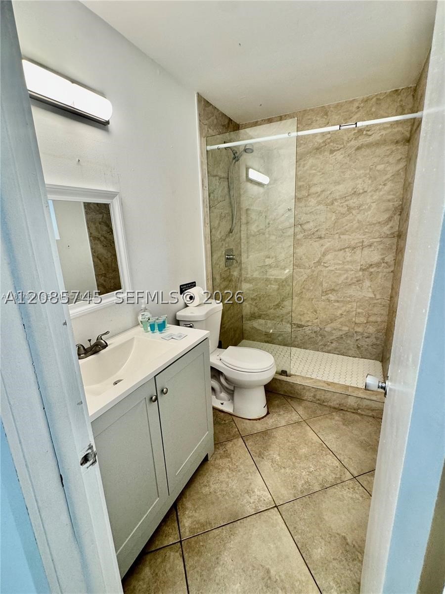 6481 Kimberly Blvd, North Lauderdale FL 33068