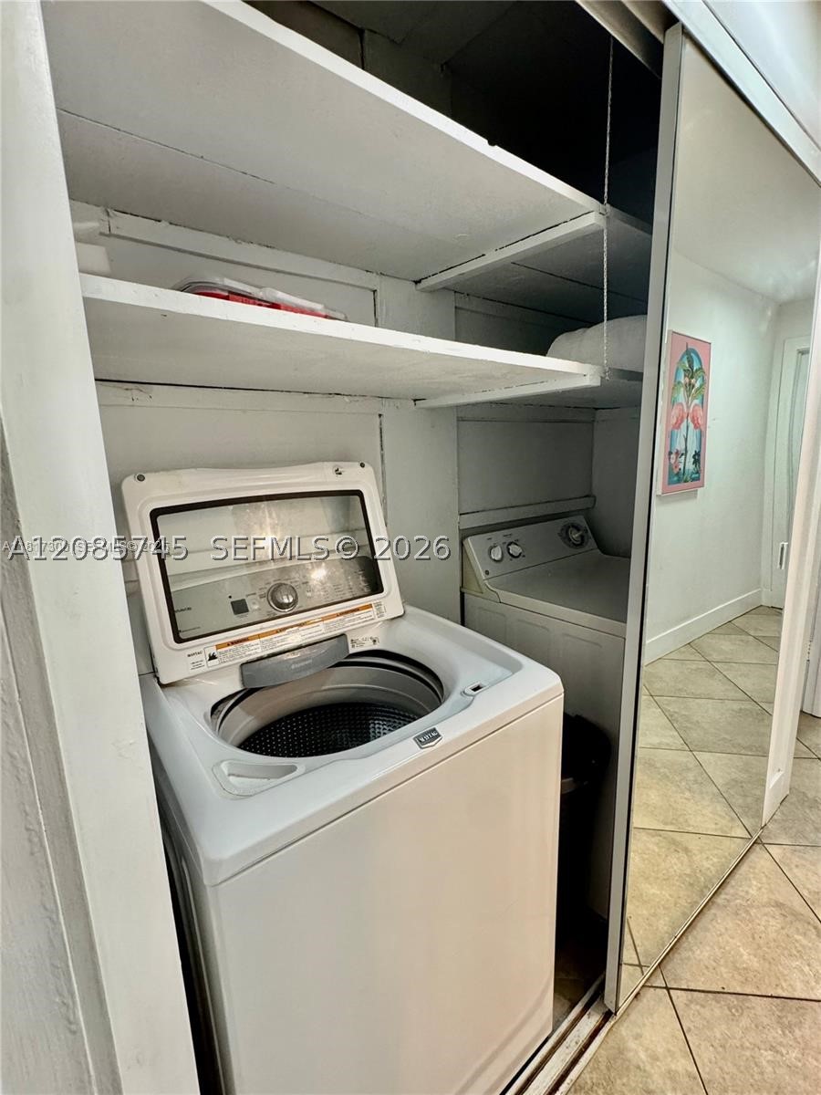 6481 Kimberly Blvd, North Lauderdale FL 33068