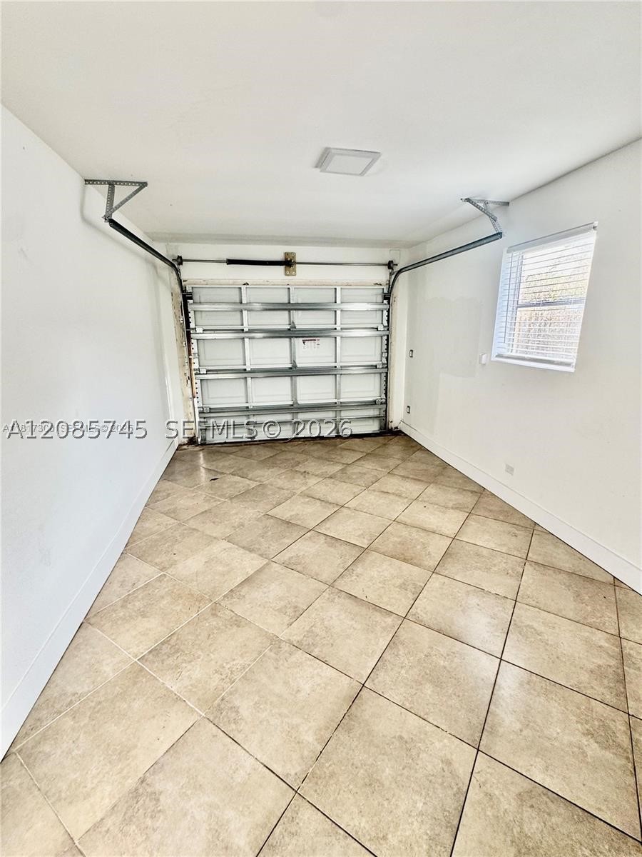 6481 Kimberly Blvd, North Lauderdale FL 33068