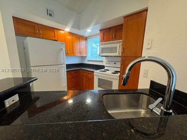 3350 NW Pinewalk Dr N #1427, Margate FL 33063