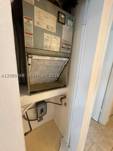 3350 NW Pinewalk Dr N #1427, Margate FL 33063