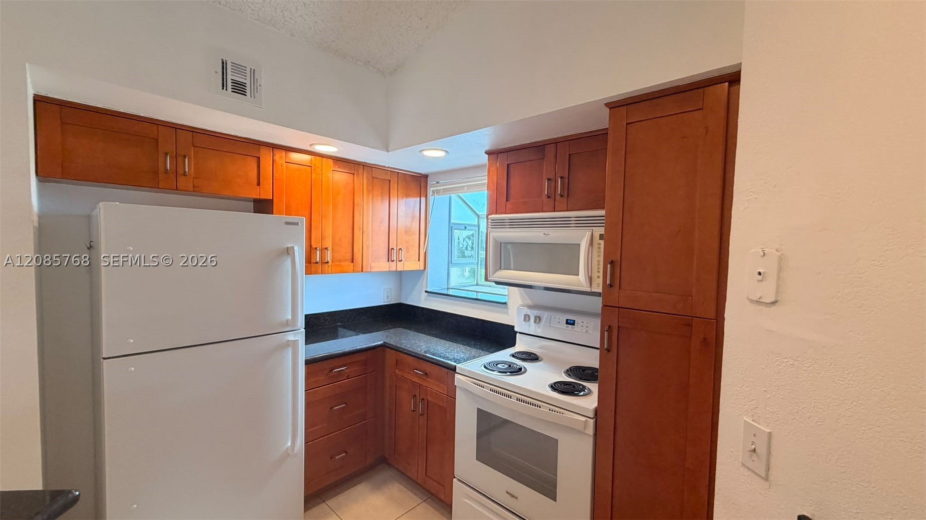 3350 NW Pinewalk Dr N #1427, Margate FL 33063