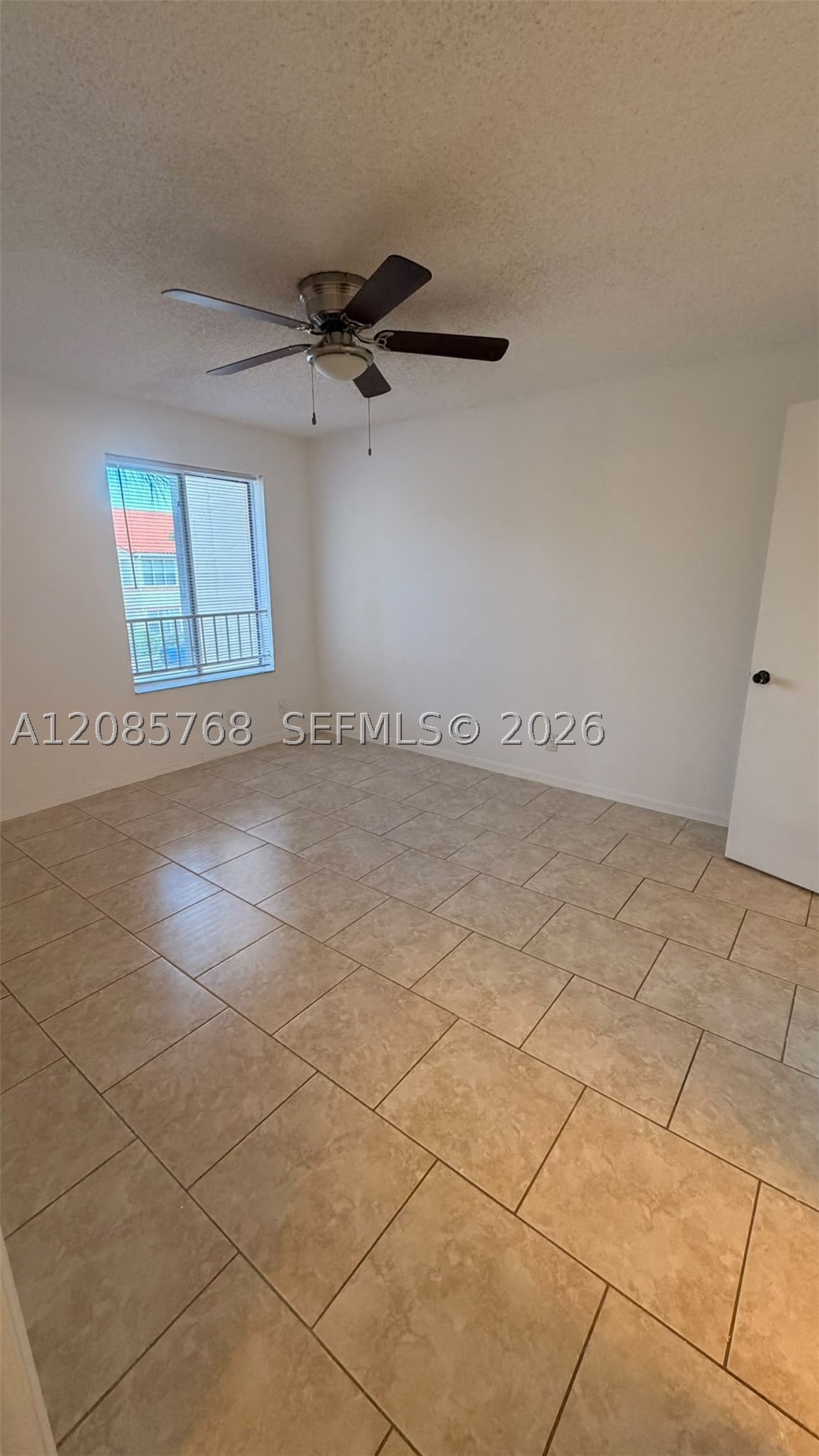 3350 NW Pinewalk Dr N #1427, Margate FL 33063