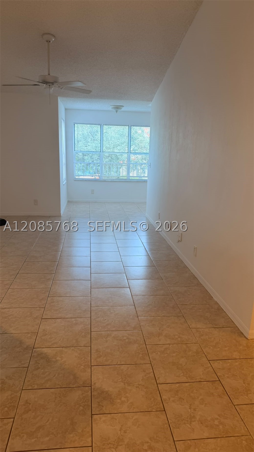 3350 NW Pinewalk Dr N #1427, Margate FL 33063