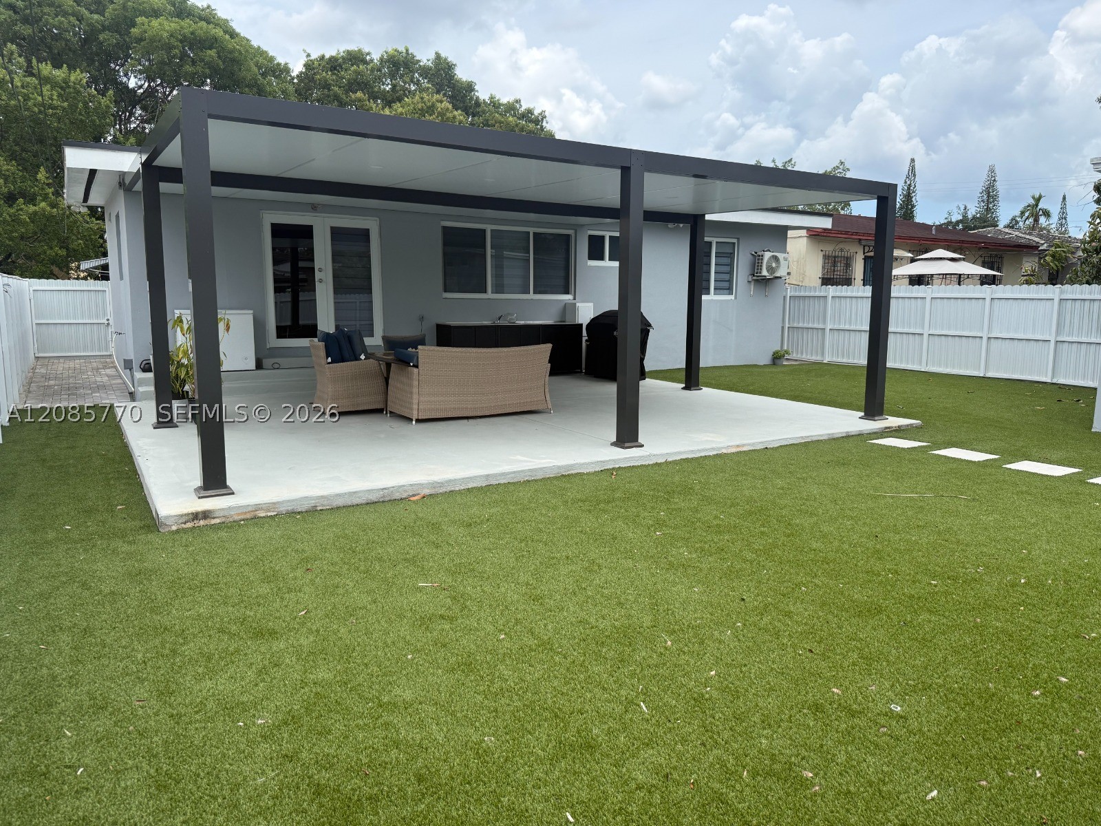 630 SW 46th Ave, Miami FL 33134