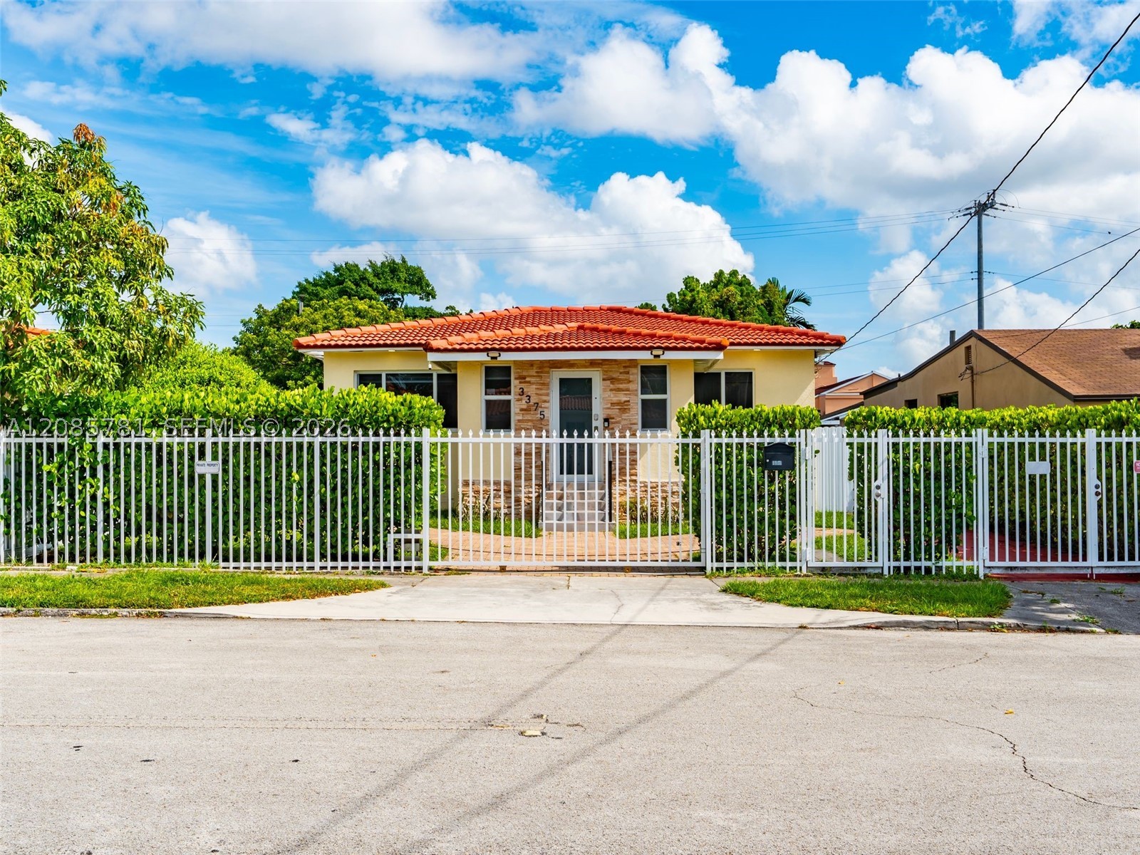 3375 SW 1st St, Miami FL 33135