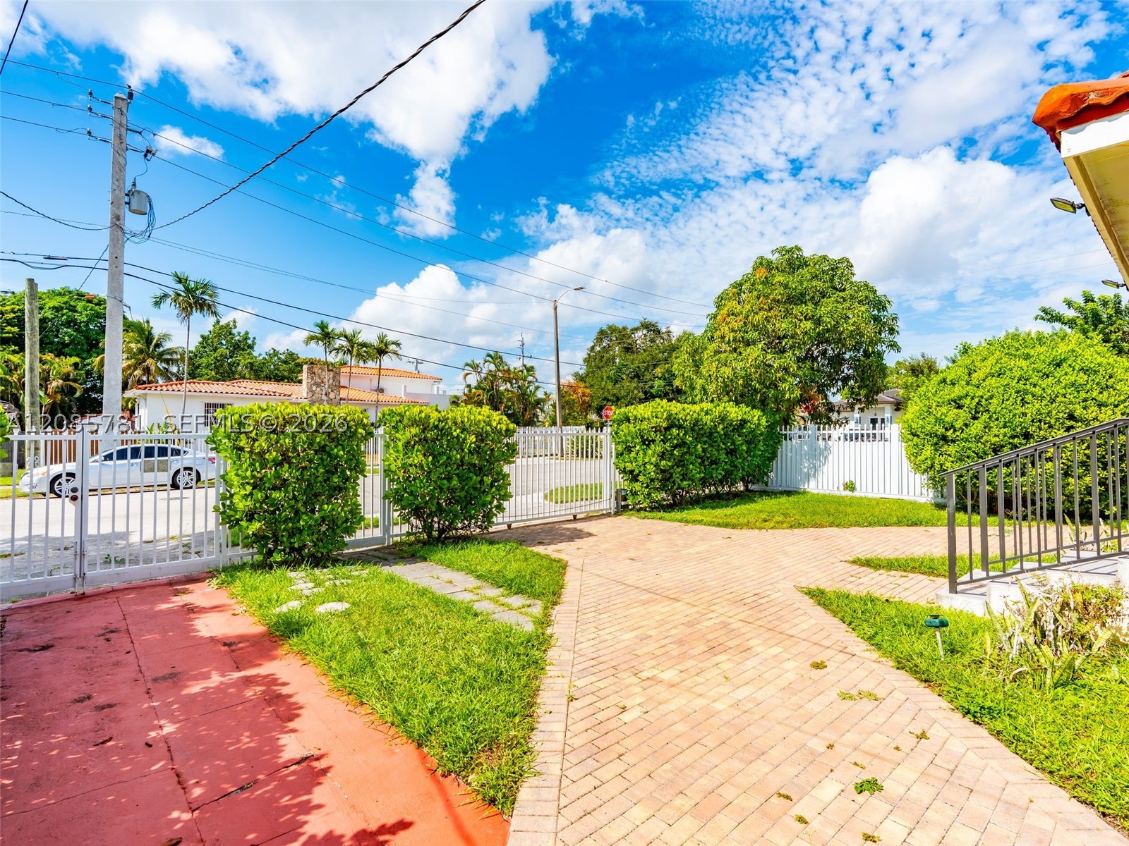 3375 SW 1st St, Miami FL 33135