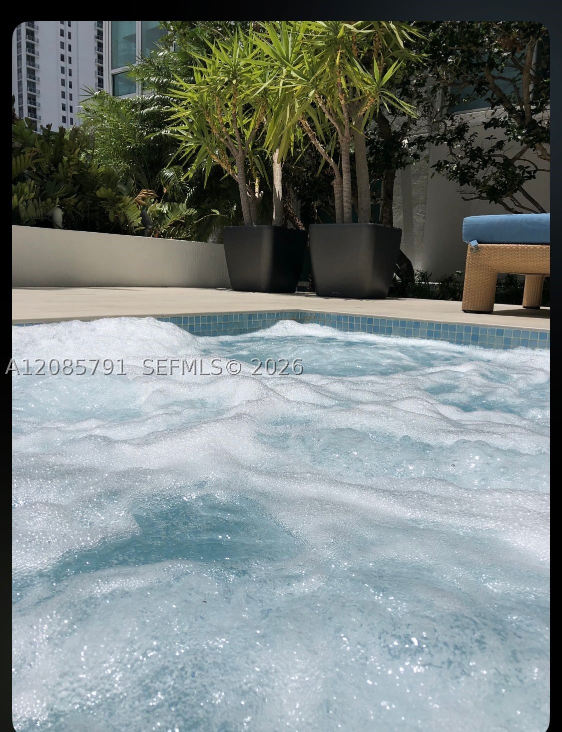 950 Brickell Bay Dr #3909, Miami FL 33131