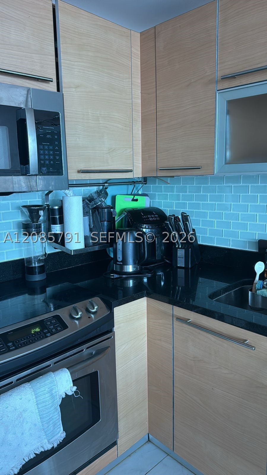 950 Brickell Bay Dr #3909, Miami FL 33131