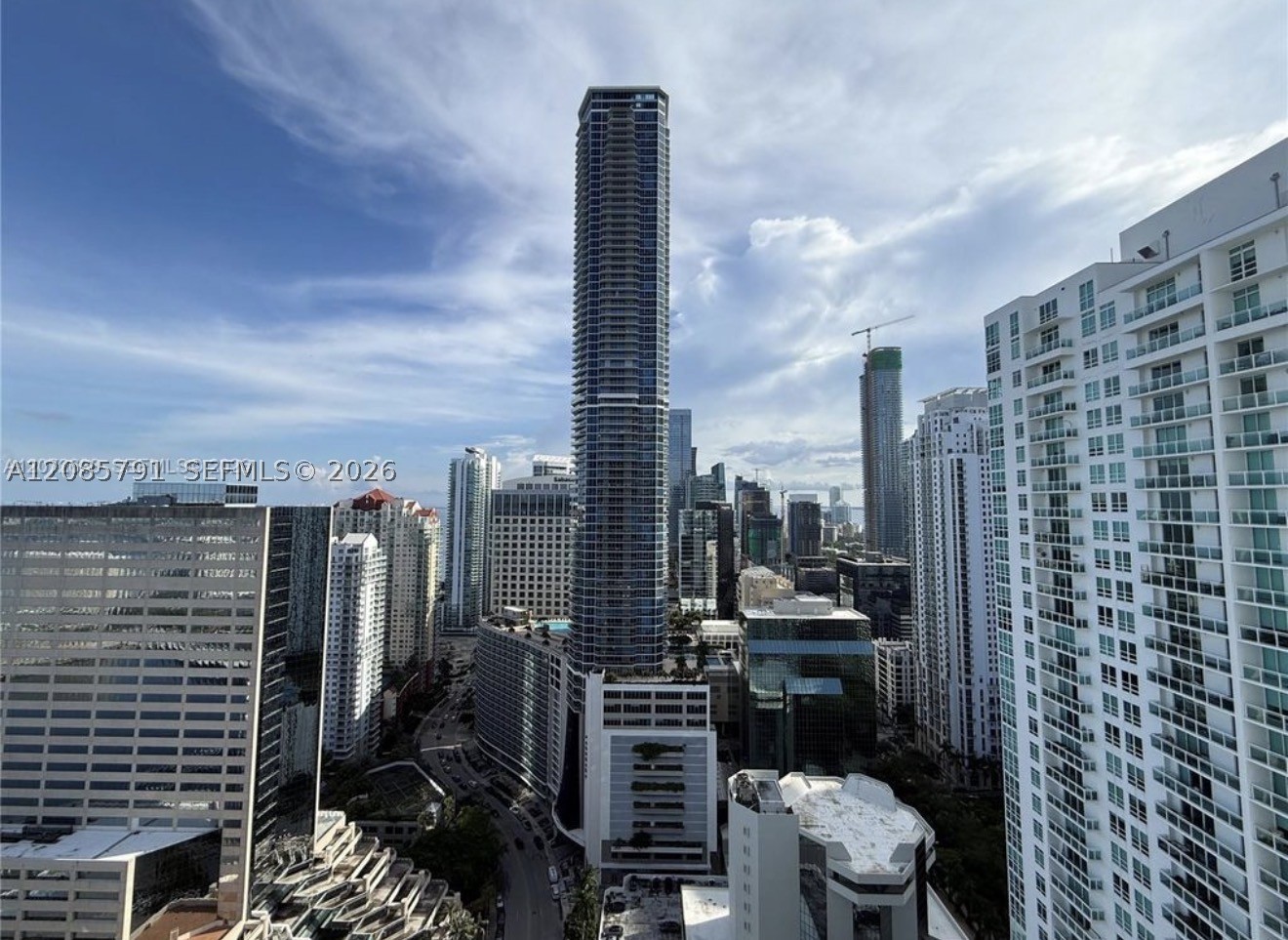 950 Brickell Bay Dr #3909, Miami FL 33131