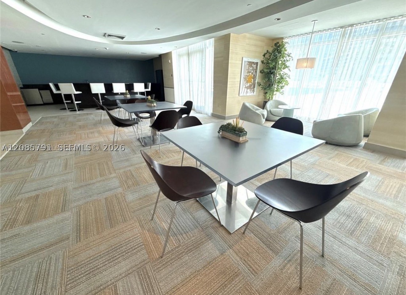 950 Brickell Bay Dr #3909, Miami FL 33131