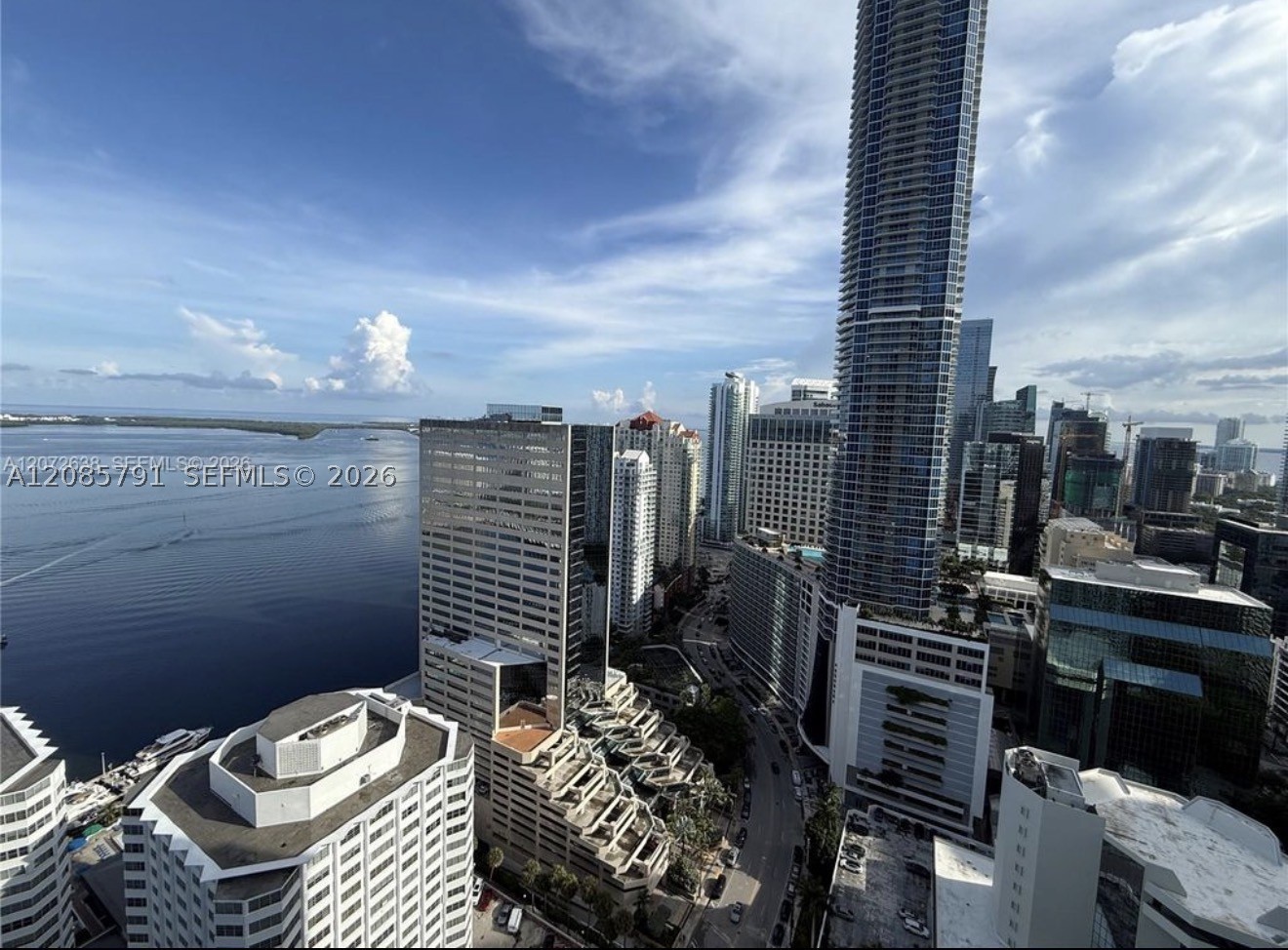 950 Brickell Bay Dr #3909, Miami FL 33131