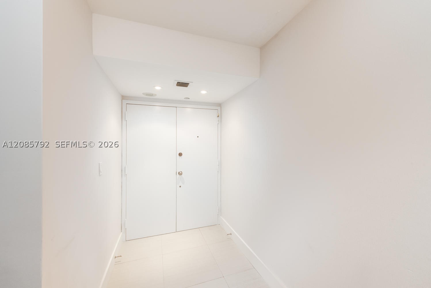 199 Ocean Lane Dr #206, Key Biscayne FL 33149
