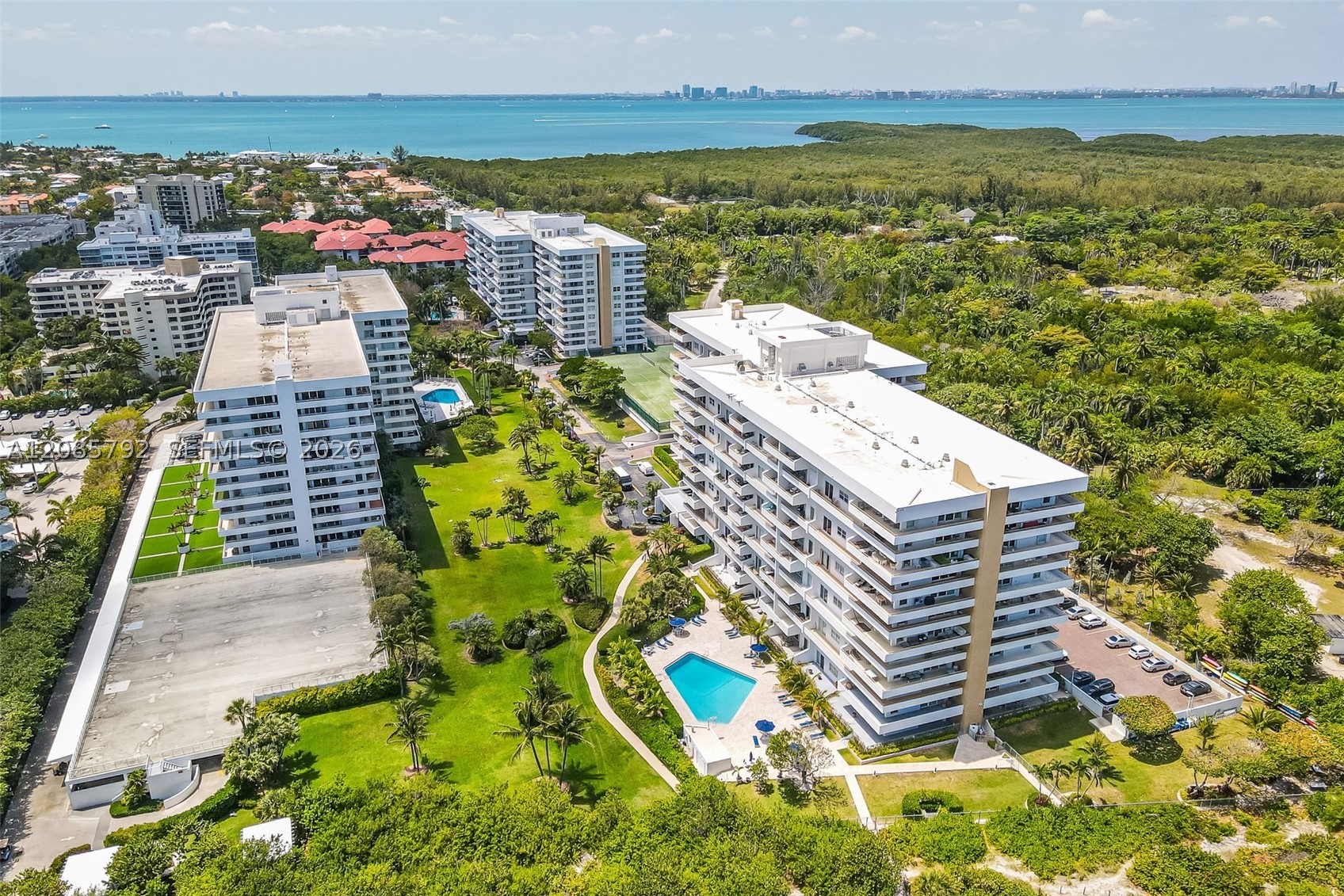 199 Ocean Lane Dr #206, Key Biscayne FL 33149