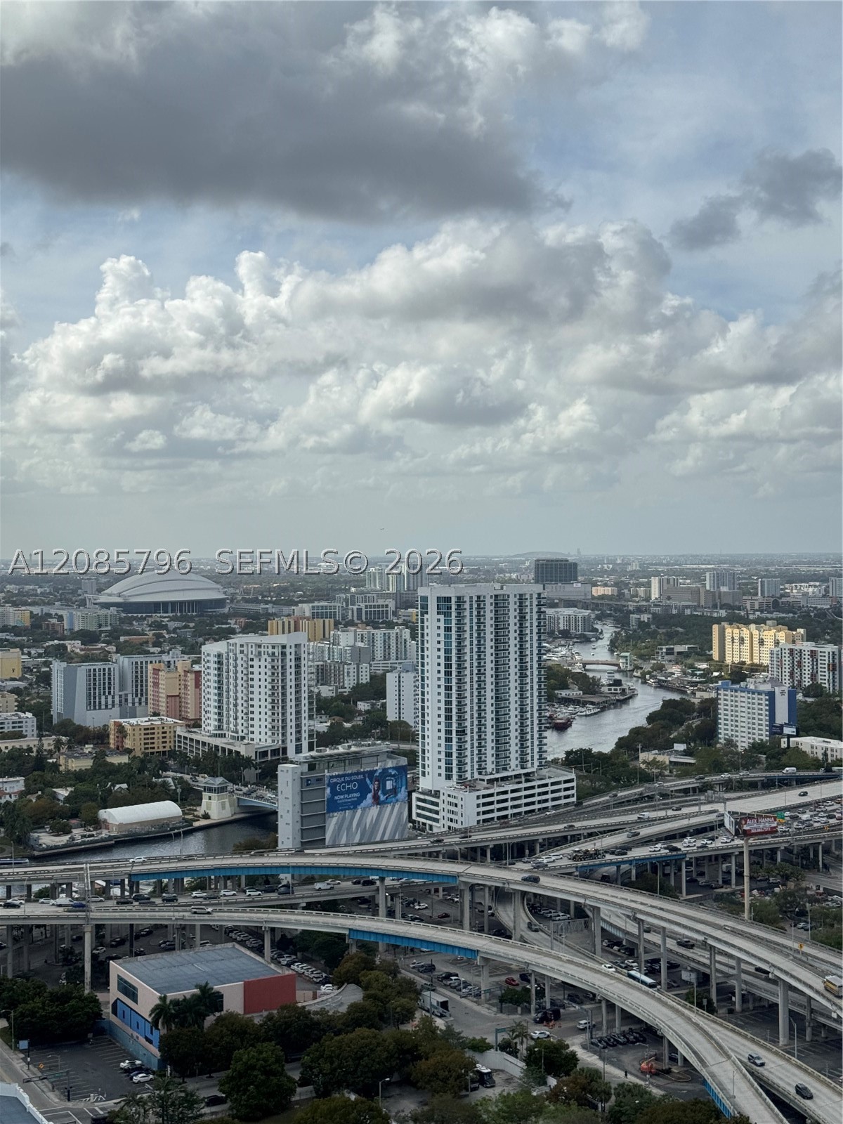 350 S Miami Ave #3913, Miami FL 33130